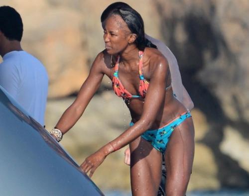 Дикий нрав "черной пантеры": все скандалы вокруг Наоми Кэмпбелл