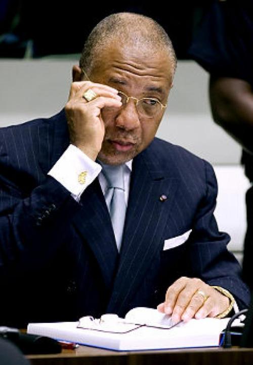 Дикий нрав "черной пантеры": все скандалы вокруг Наоми Кэмпбелл