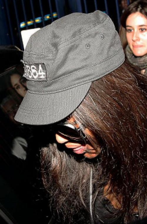 Дикий нрав "черной пантеры": все скандалы вокруг Наоми Кэмпбелл