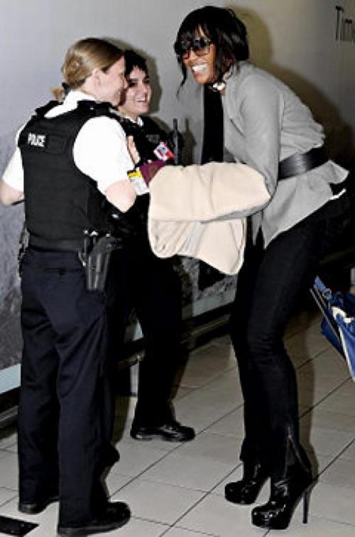 Дикий нрав "черной пантеры": все скандалы вокруг Наоми Кэмпбелл