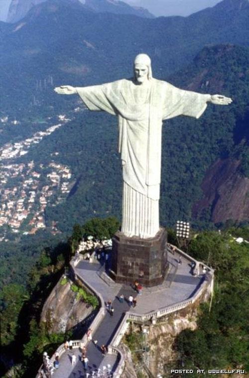 Колоссы 21 века: самые высокие статуи мира