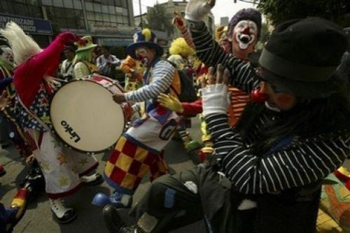 Клоуны штурмуют Мехико !