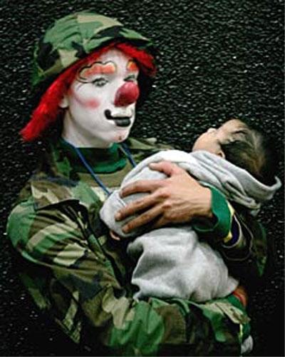 Клоуны штурмуют Мехико !