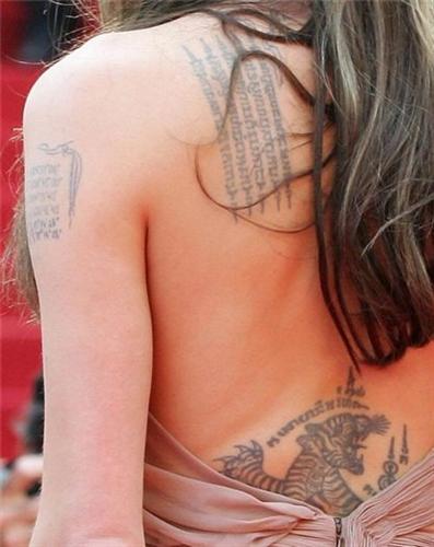 Самые необычные татуировки звезд