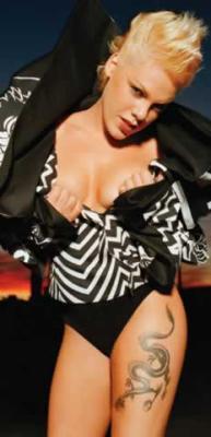 Самые необычные татуировки звезд