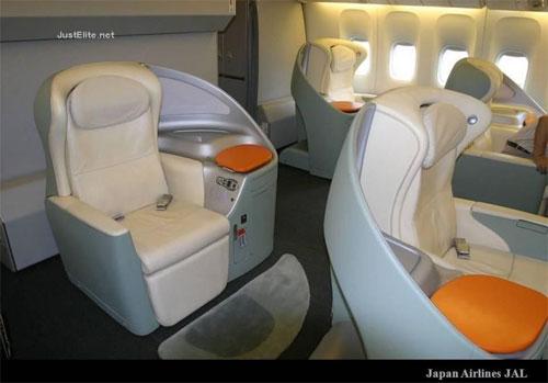 Роскошь в воздухе: первый раз – в первый-класс!