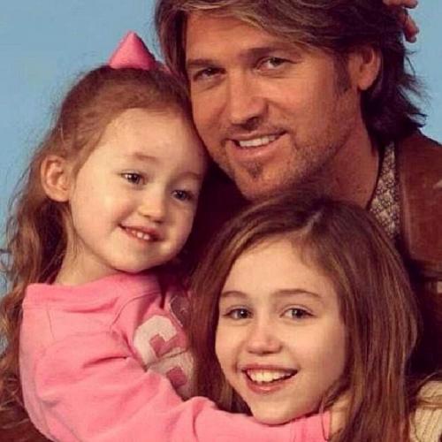 Родители звезд, проигравшие в популярности своим детям