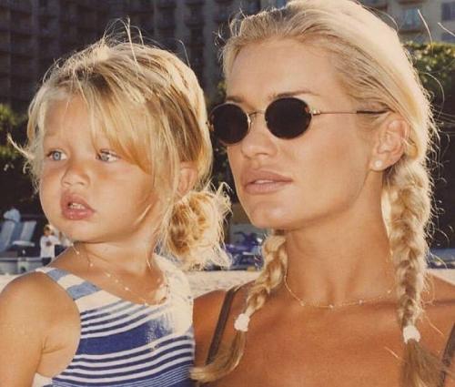 Родители звезд, проигравшие в популярности своим детям