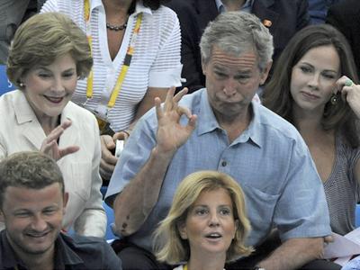 8-летнее правление Буша подходит к концу: фотоальбом не для всех