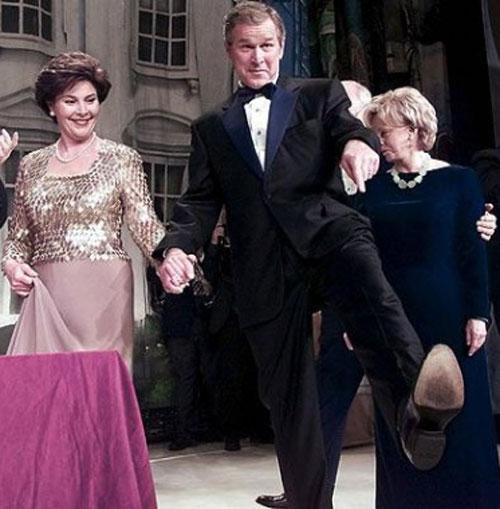 8-летнее правление Буша подходит к концу: фотоальбом не для всех