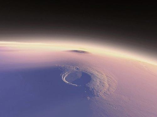 Cамые удивительные снимки НАСА: внутри Марса, рождение звезды и гольф на орбите