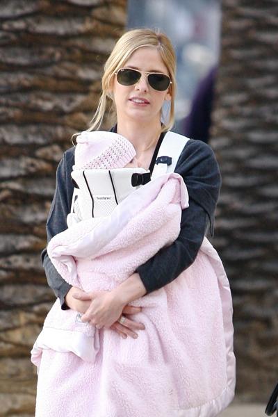 Знаменитые мамы, которые выглядят потрясающе