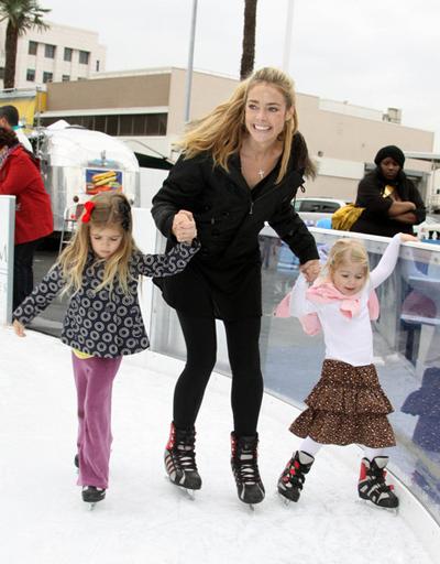 Знаменитые мамы, которые выглядят потрясающе