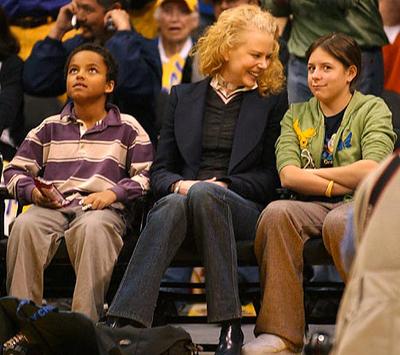 Знаменитые мамы, которые выглядят потрясающе