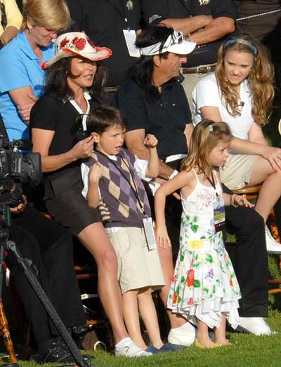 Знаменитые мамы, которые выглядят потрясающе