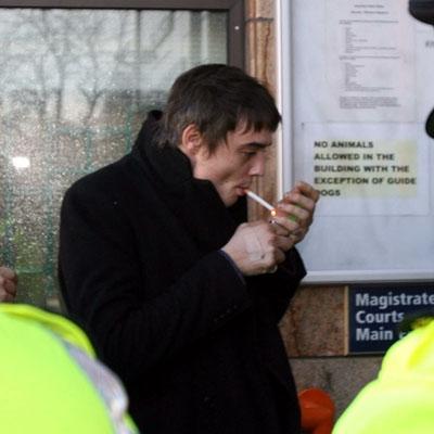 Кто из звезд заядлый курильщик?