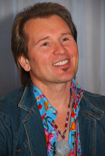 Звёзды скрываются под чужими именами