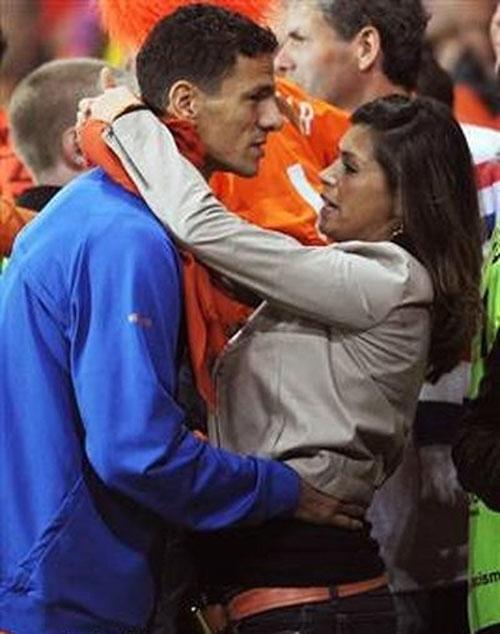 Жены и подруги футболистов — участников Евро-2008