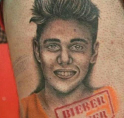 Новый тренд: татуировки с лицами звезд