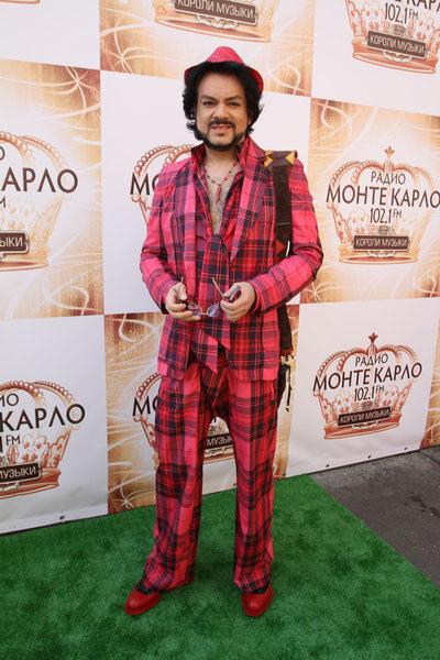 Звездные «клумбы» на ипподроме на скачках «Грани-При радио Monte Carlo»