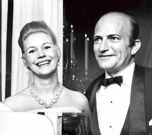 Знаменитости, которых использовали альфонсы и молодые любовницы