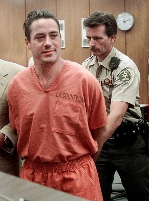 Знаменитости, которых чуть не погубил алкоголь