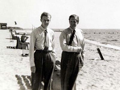 Топ-13 самых крепких гей-пар шоу-бизнеса ХХ-ХХI века