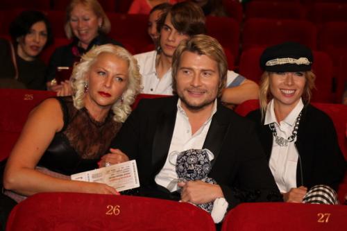 Сергей Светлаков впервые появился на публике со своей новой женой
