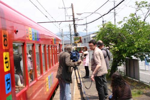 Феноменальная кошка спасает от банкротства японскую железнодорожную компанию