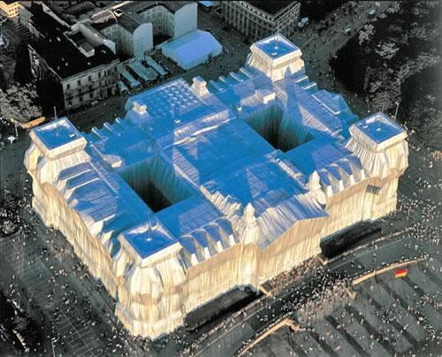 Архитектурным шедеврам прописали «обёртывание»