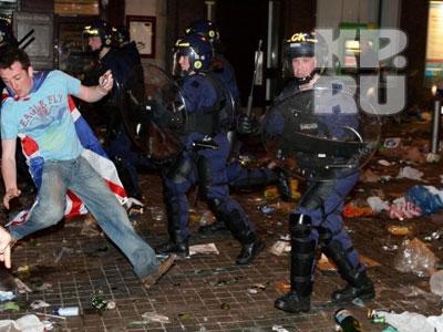 Фанаты залили кровью площадь Пикадили