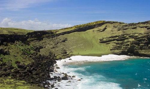 Топ-5 пляжей с необычным песком