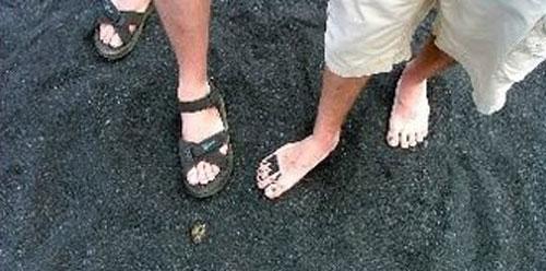 Топ-5 пляжей с необычным песком