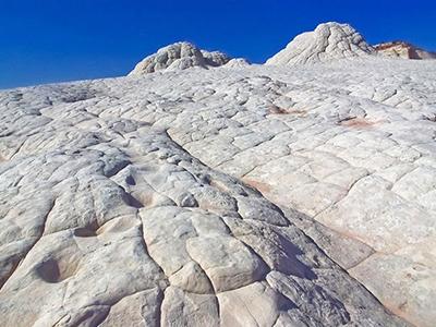 Белый Карман в скалах пустыни Вермиллион