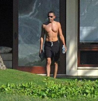 Политика с голым торсом