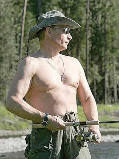 Политика с голым торсом