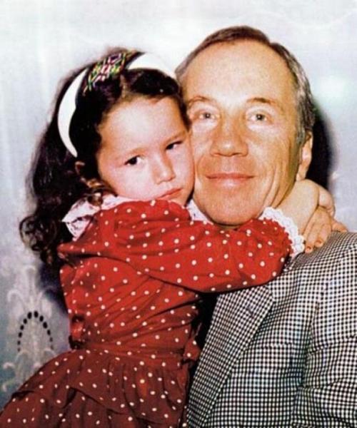 Легенды СССР в семейном кругу: редкие звездные фото из домашних архивов