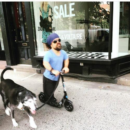 Такими вы их еще не видели: что выкладывают в Инстаграм звезды сериала "Игра престолов"