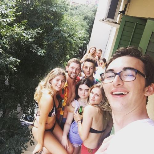 Такими вы их еще не видели: что выкладывают в Инстаграм звезды сериала "Игра престолов"