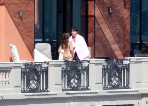 Пенелопа Круз и Хавьер Бардем целовались на балконе