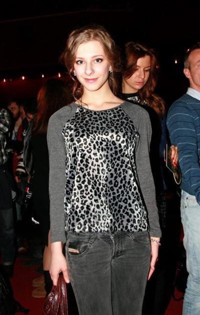 Мила Кунис разделась перед камерами