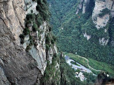 Лифт Ста Драконов — самый высокий открытый подъемник в мире