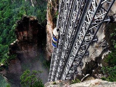 Лифт Ста Драконов — самый высокий открытый подъемник в мире