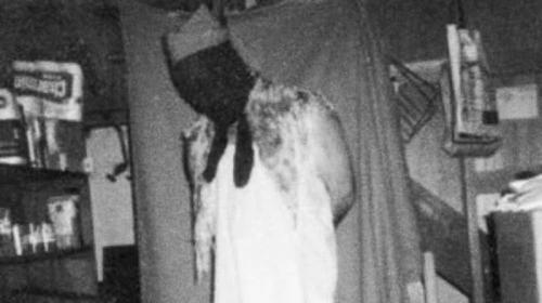 Эти убийцы оставили фотографии жертв в качестве трофеев