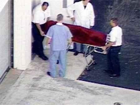 Последние фото дочери погибшей Анны Николь Смит