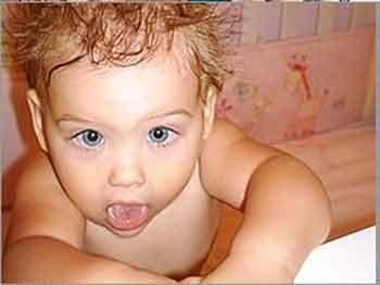 Последние фото дочери погибшей Анны Николь Смит