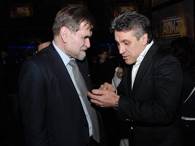 Александр Цекало получил премию Павла Деревянко