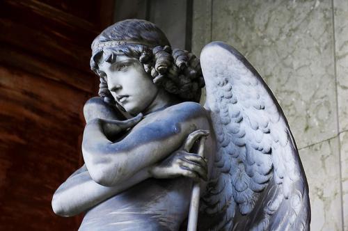 Одно из самых помпезных кладбищ мира