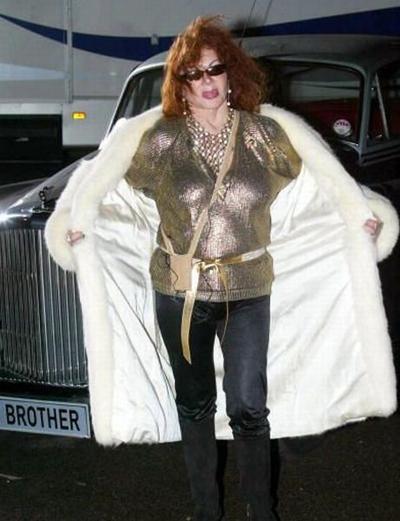 Миссис Сталлоне переборщила с пластикой