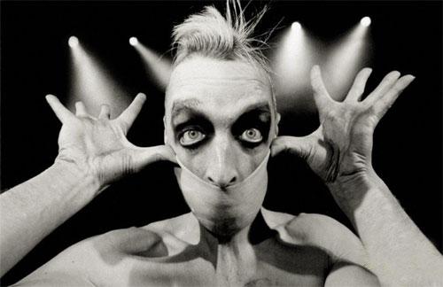 Мистер «Эластик»  внушает ужас